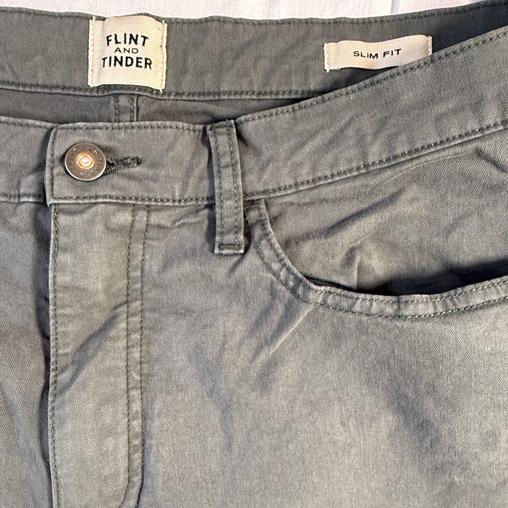 Flint and Tinder Men's Gray Chinos